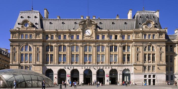 Haussmann Saint-Lazare - Equipement de la personne